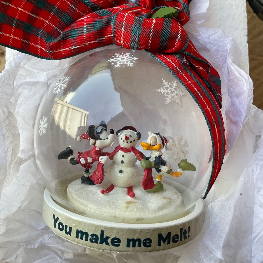 Disney minnie and Daisy Christmas ornament